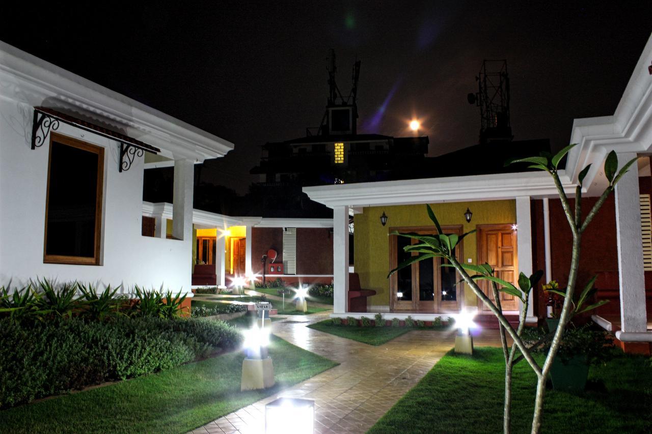 The Grand Leoney Resort Vagator Esterno foto